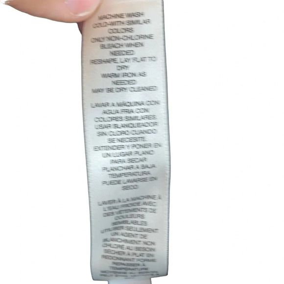 Chico’s‎ Mock Cold-Shoulder Ribbed Stretchy Sweater Chico’s Size 1 - Picture 7 of 7